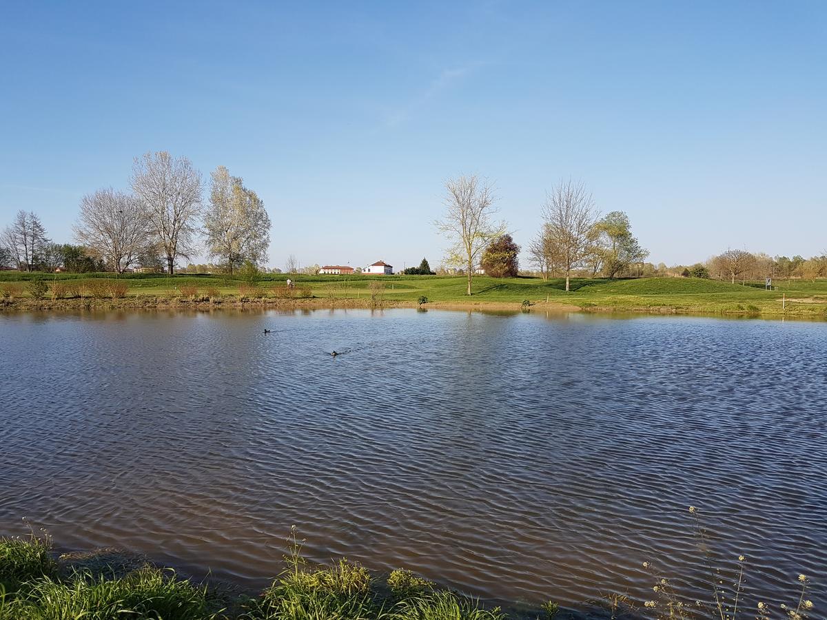 Locanda Ferro UNO, Golf Città di Asti Esterno foto